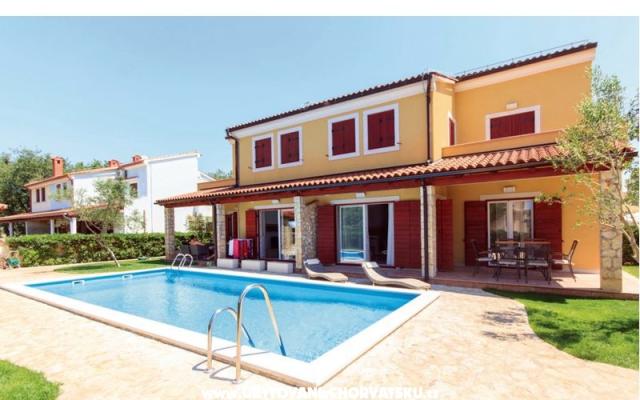 Appartement Oliva D1 met zwembad – Accommodatie Medulin Kroatië