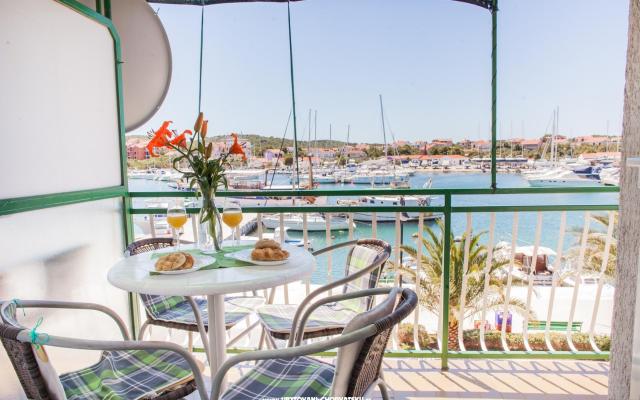 Appartementen Lapov – Accommodatie eiland Murter Kroatië