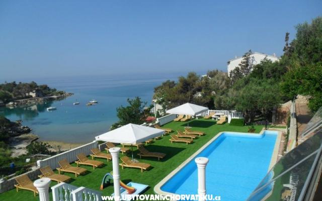 Macadams apartmani i restoran – Accommodatie Novalja - Pag Kroatië