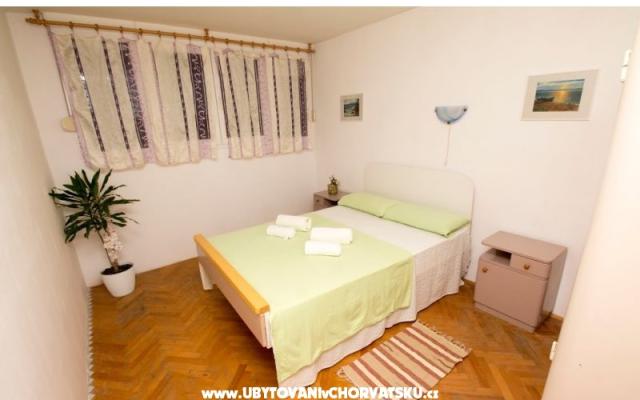  Appartement Crnjanski – Accommodatie Omis Kroatië
