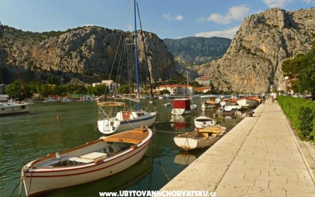 Appartement 1 – Accommodatie Omis Kroatië