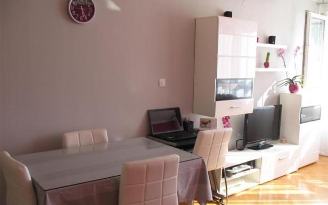 Appartement Ivančica – Accommodatie Omis Kroatië