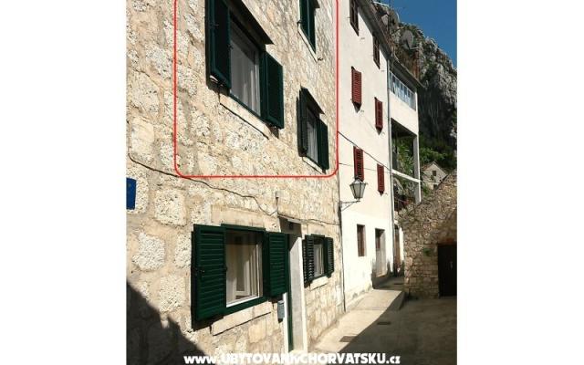 Appartement Mario – Accommodatie Omis Kroatië