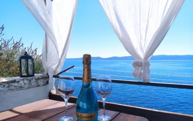 Appartement Najka – Accommodatie Omis Kroatië