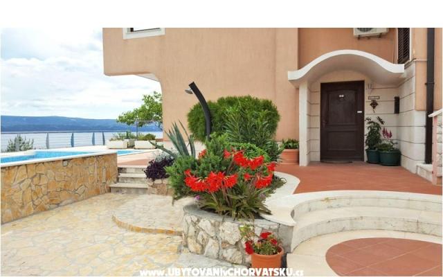 Appartementen Majda – Accommodatie Omis Kroatië