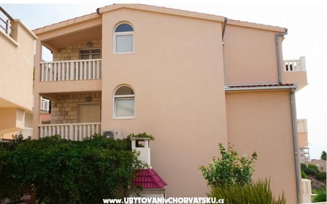 Appartementen GOGI – Accommodatie Omis Kroatië