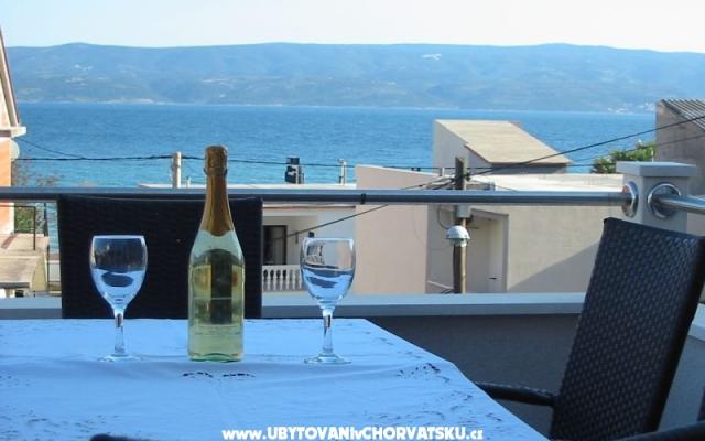 Appartementen Jelović – Accommodatie Omis Kroatië