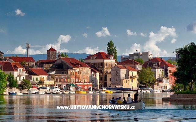 Appartementen Martina – Accommodatie Omis Kroatië