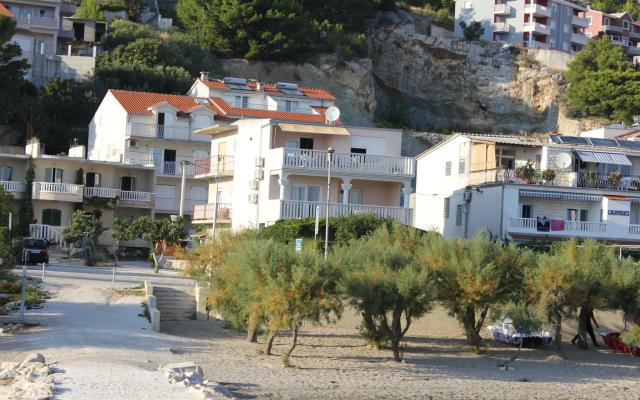 Appartementen Mouse – Accommodatie Omis Kroatië