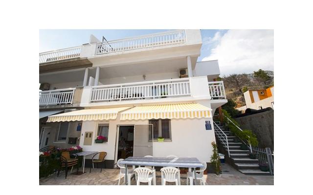 Appartementen Nada – Accommodatie Omis Kroatië