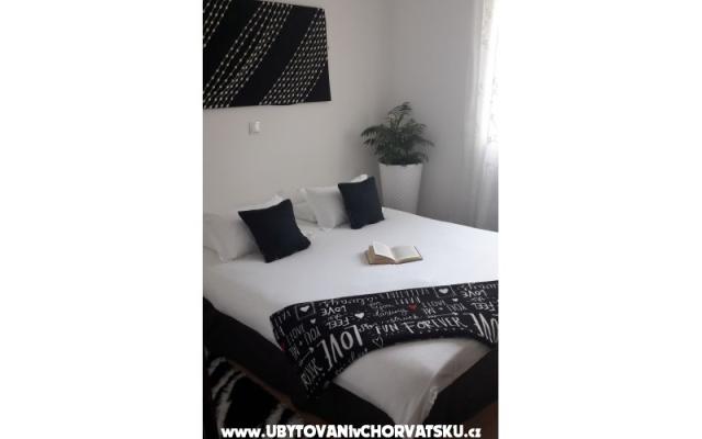 Appartementen Sanja Rajić – Accommodatie Omis Kroatië