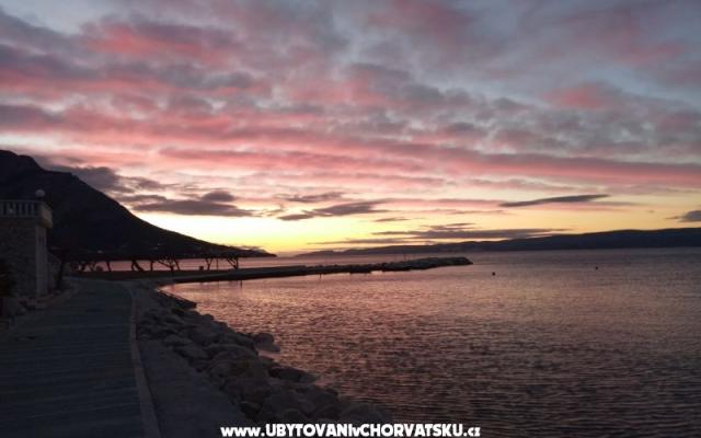 Appartementen Toni  Duće  – Accommodatie Omis Kroatië
