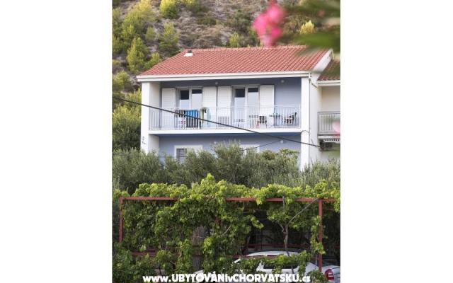 Appartement Toni – Accommodatie Omis Kroatië
