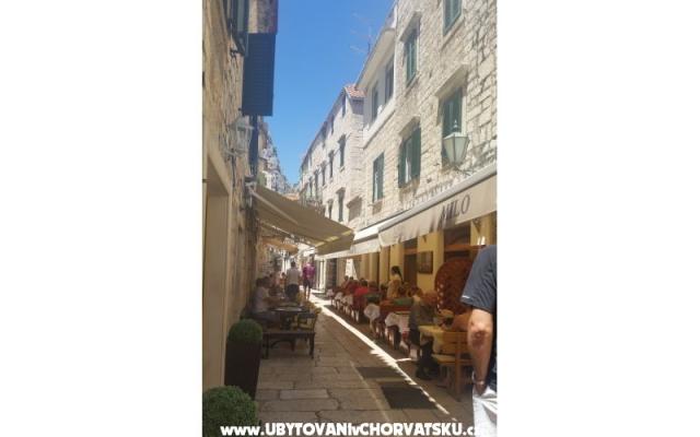 Appartementen Omiš Centar – Accommodatie Omis Kroatië