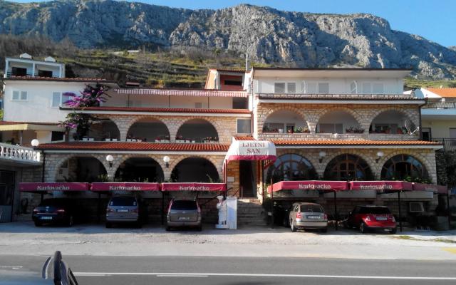 Ljetni san – Accommodatie Omis Kroatië