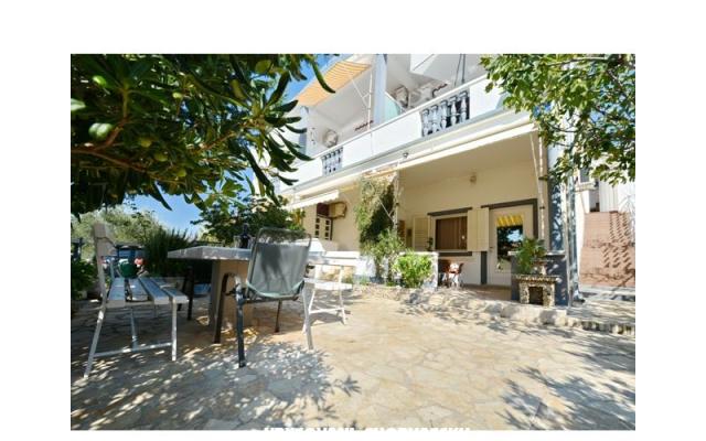 Aurora Appartementen – Accommodatie Starigrad Paklenica Kroatië