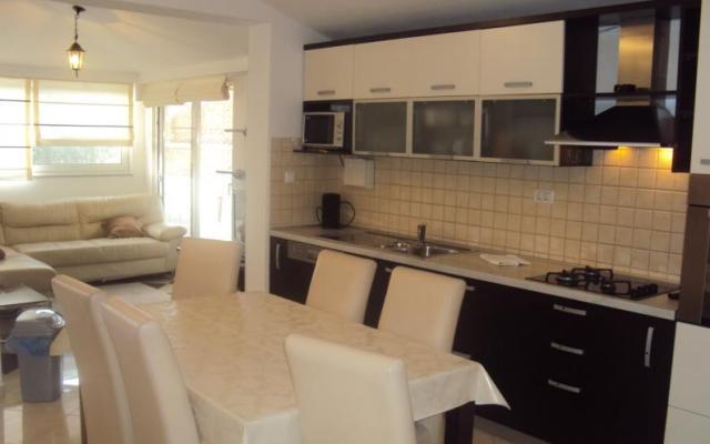 Appartement Lovre – Accommodatie Pakostane Kroatië