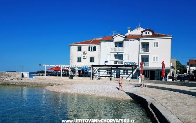 Appartementen Biba – Accommodatie Pakostane Kroatië