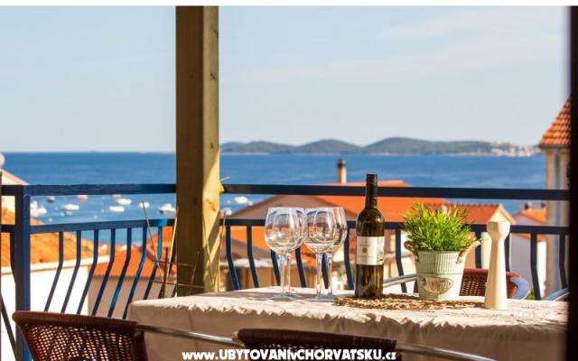 Appartementen Ino – Accommodatie Pakostane Kroatië