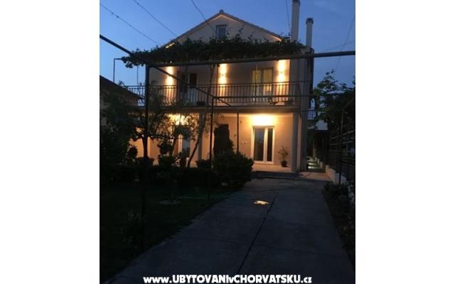 Appartementen Jasa  – Accommodatie Pakostane Kroatië