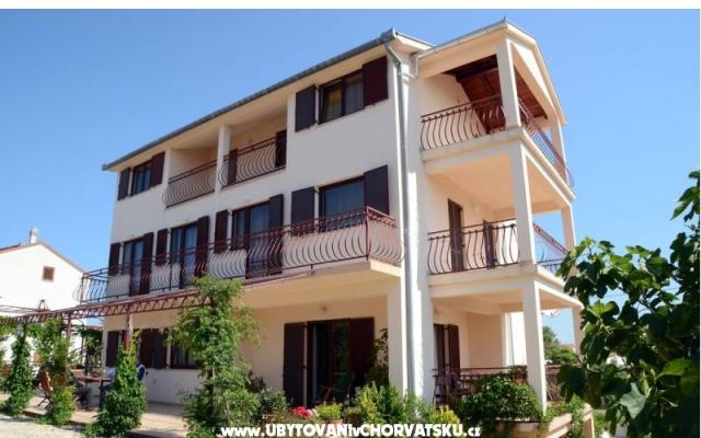 Appartementy Stupavsky – Accommodatie Pakostane Kroatië