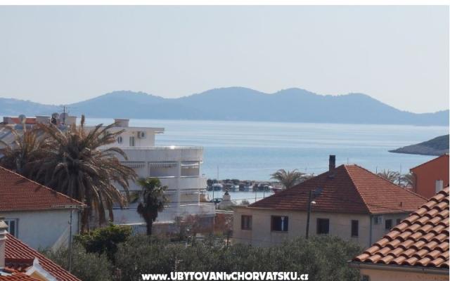 Pensioen Lanterna – Accommodatie Pakostane Kroatië