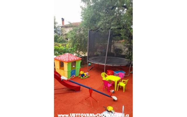 Appartementen Pipi – Accommodatie Pakostane Kroatië