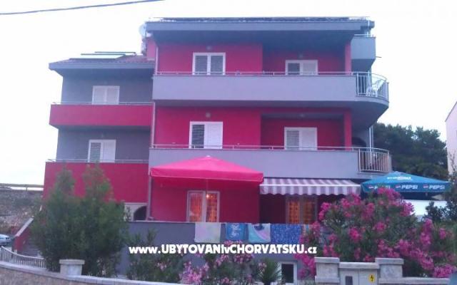 Appartementen ROTO – Accommodatie Petrcane Kroatië