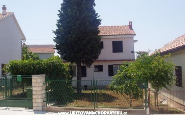 Appartement Jagoda – Accommodatie Pirovac Kroatië