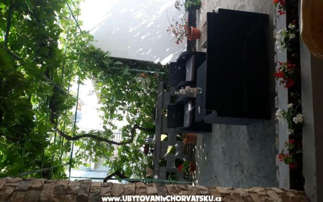 Appartement Romeo – Accommodatie Pirovac Kroatië
