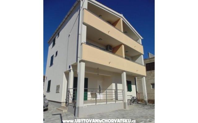 Appartementen Four Seasons - Pirovac – Accommodatie Pirovac Kroatië