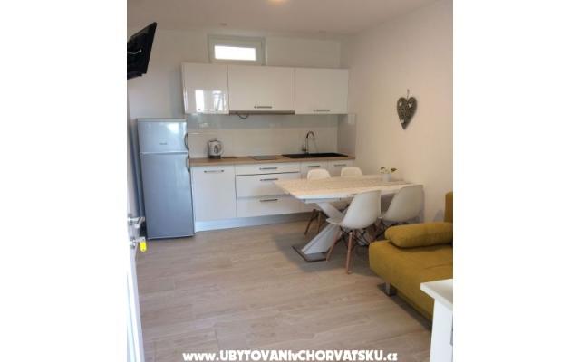 APARTMANI EDI – Accommodatie Podgora Kroatië