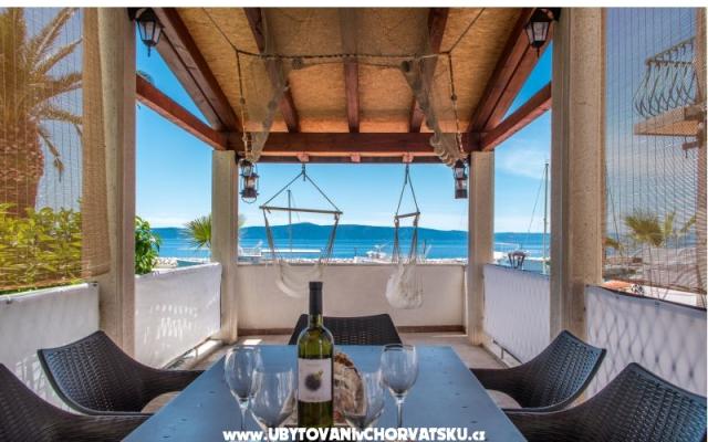 Villa Ribar – Accommodatie Podgora Kroatië