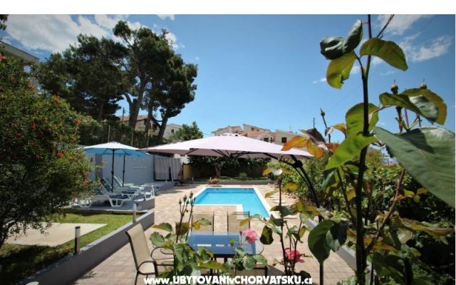 Wide Appartement with Pool  – Accommodatie Podstrana Kroatië