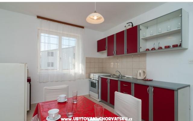 Appartement Renata – Accommodatie Podstrana Kroatië