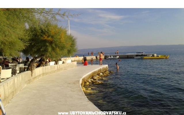 Villa Gina – Accommodatie Podstrana Kroatië