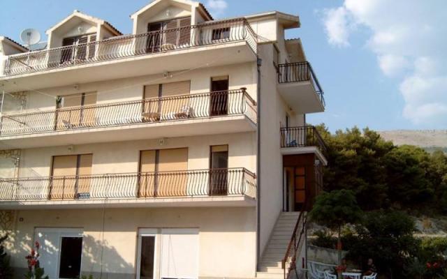 Villa Niko – Accommodatie Podstrana Kroatië