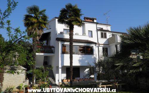 Villa Carolina – Accommodatie Porec Kroatië