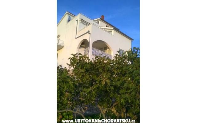 Appartementen   Luka – Accommodatie Primosten Kroatië