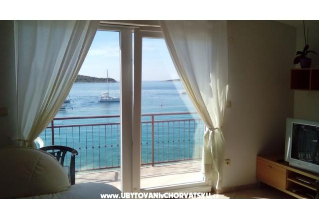 Appartementen Petra – Accommodatie Primosten Kroatië