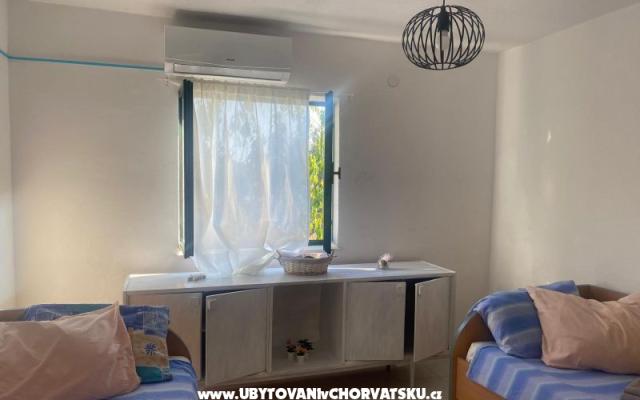 Olive grove – Accommodatie Primosten Kroatië