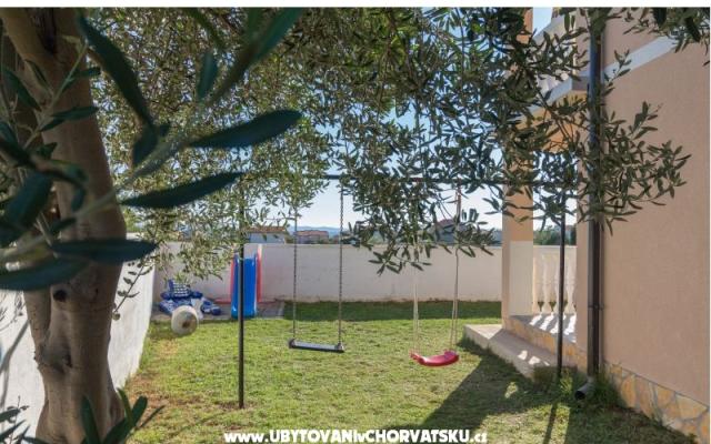 Appartementen Divino – Accommodatie Privlaka Kroatië