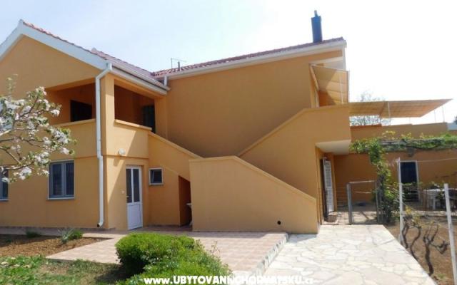  Appartementi Julieta  – Accommodatie Privlaka Kroatië