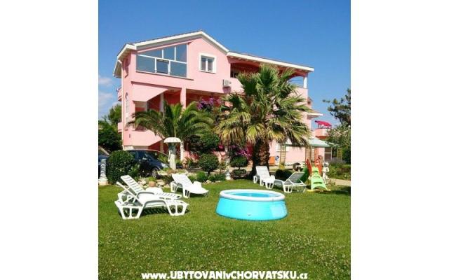Villa Rossa-Lora – Accommodatie Privlaka Kroatië