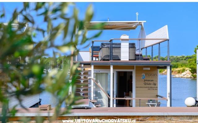 Huis boat Water lily – Accommodatie Pula Kroatië