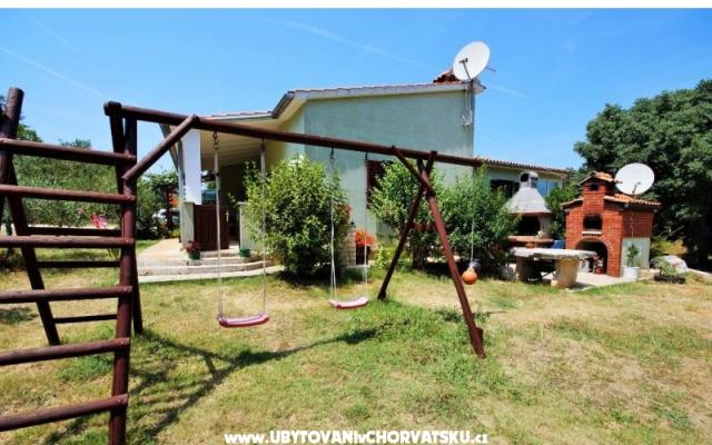 Huis Corina – Accommodatie Pula Kroatië