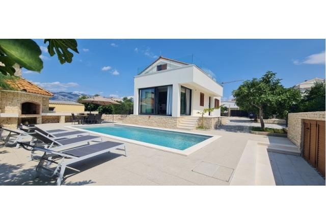 Vila Emma – Accommodatie Razanac Kroatië