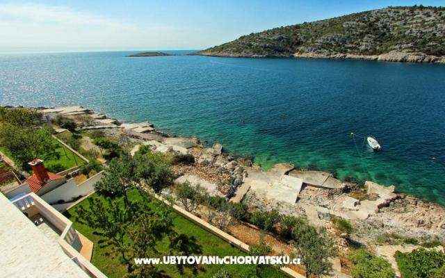  Rajcic apartmani – Accommodatie Rogoznica Kroatië