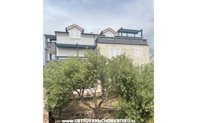 Appartementen Leona Rogoznica – Accommodatie Rogoznica Kroatië