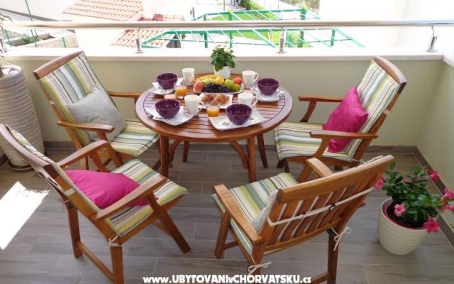 Appartement Dalia – Accommodatie Rogoznica Kroatië